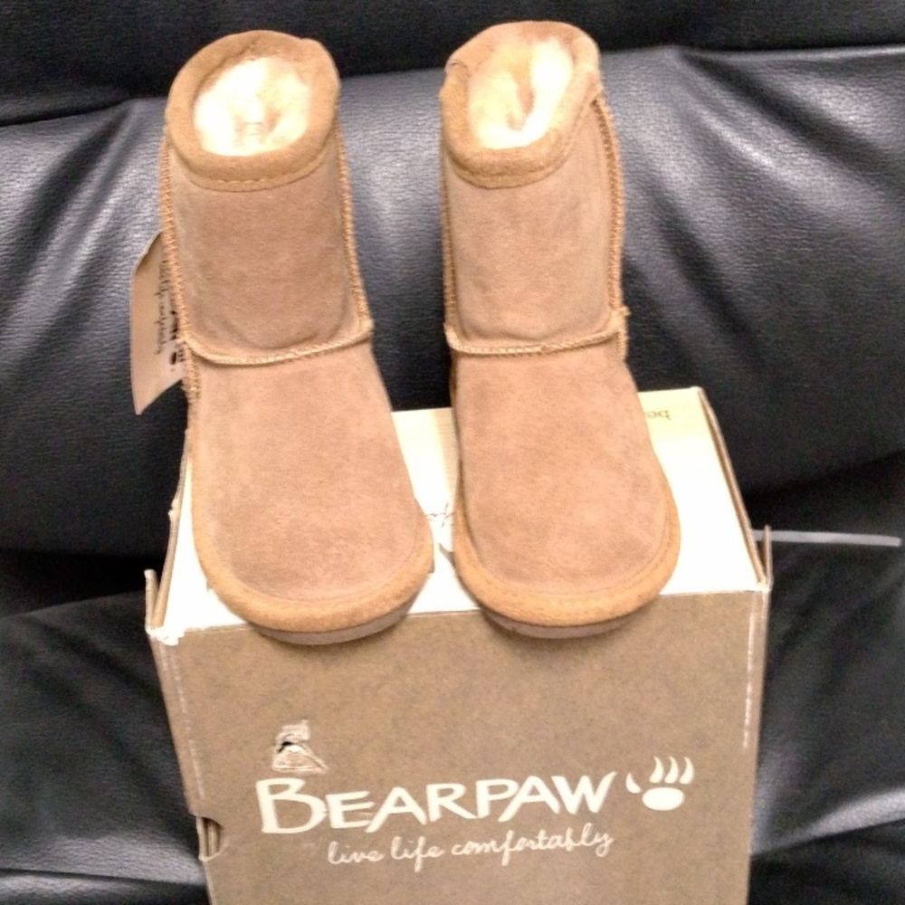 Bearpaw for girls and boys